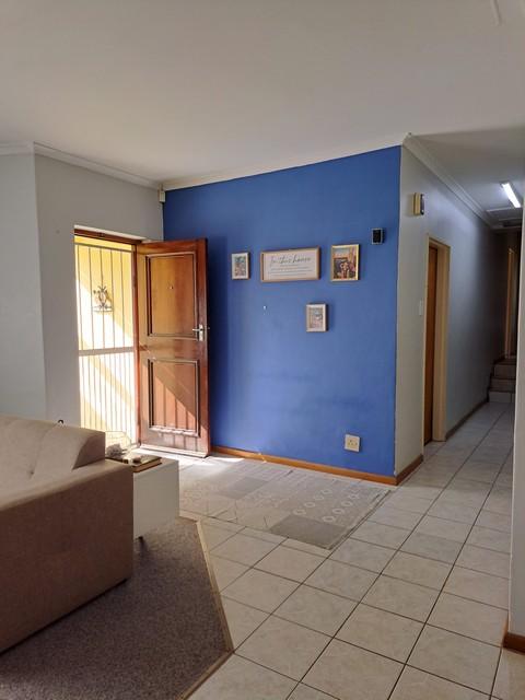 4 Bedroom Property for Sale in Bredasdorp Western Cape